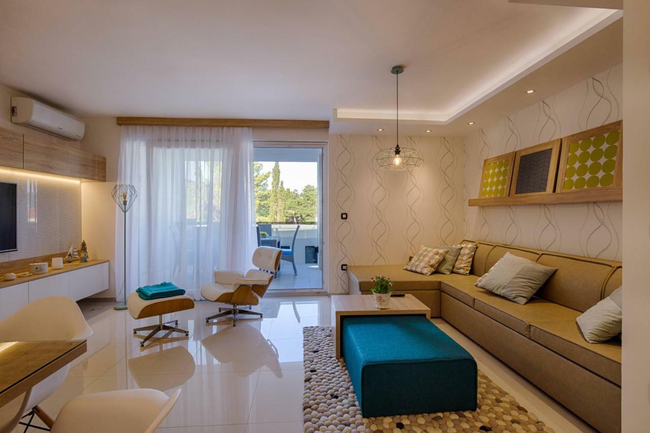 Deluxe New Apartments - Few Steps From The Beach - Luxury Holiday With Style - By Traveler Tourist Agency Krk Крк Экстерьер фото