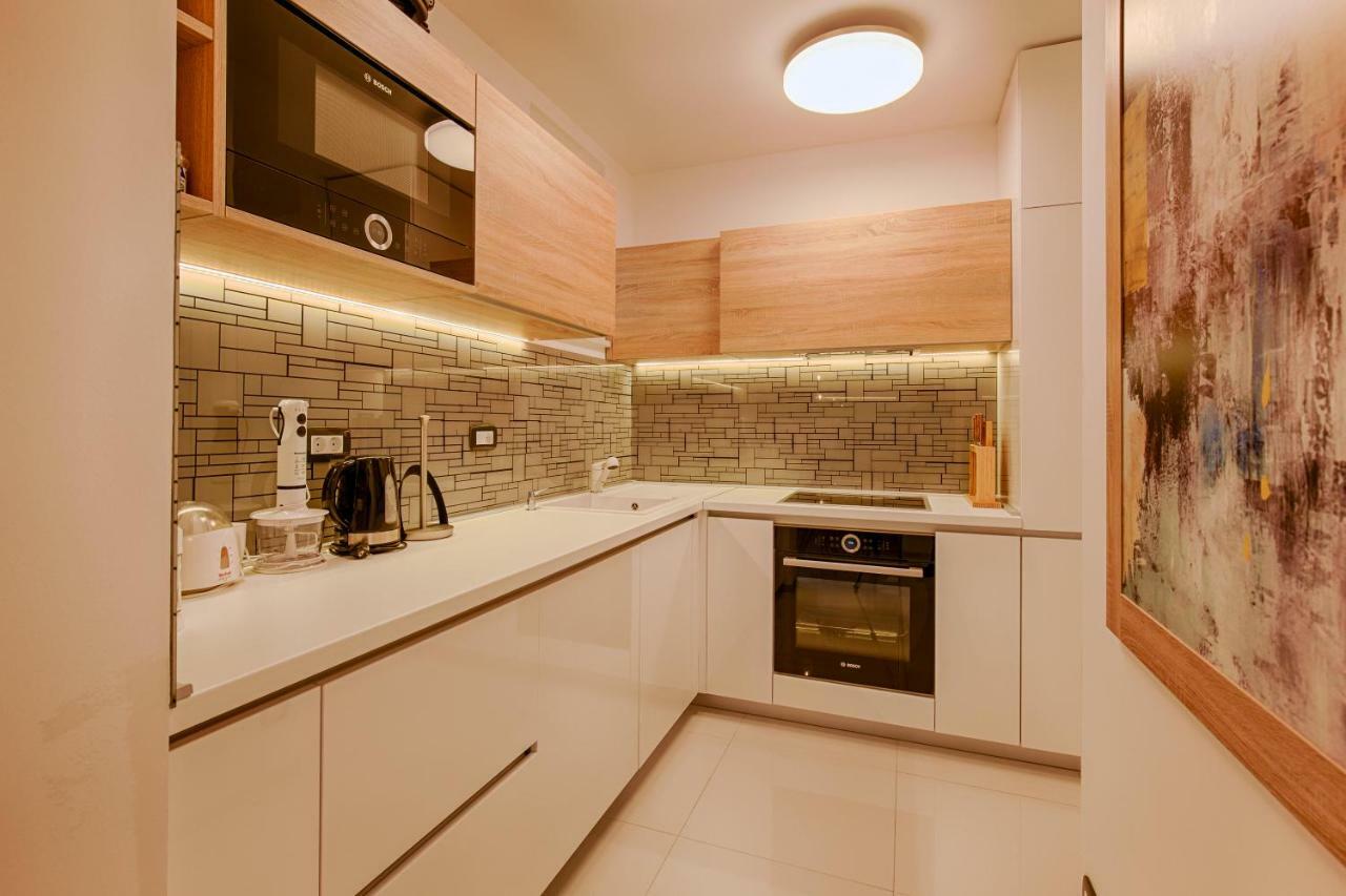Deluxe New Apartments - Few Steps From The Beach - Luxury Holiday With Style - By Traveler Tourist Agency Krk Крк Экстерьер фото